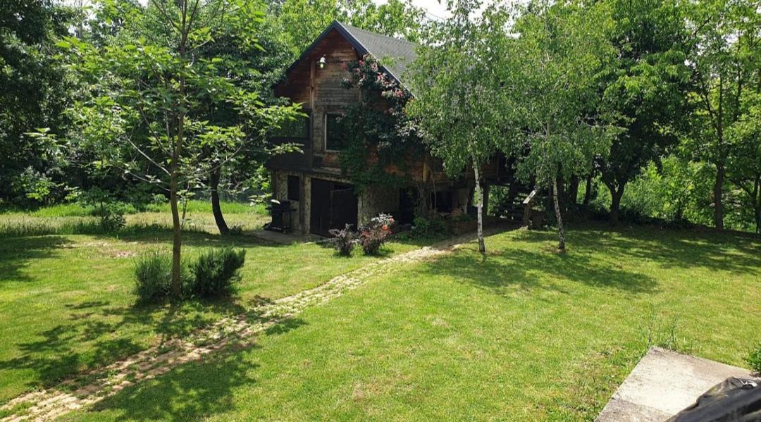 Log Cabin Bělehrad Exteriér fotografie